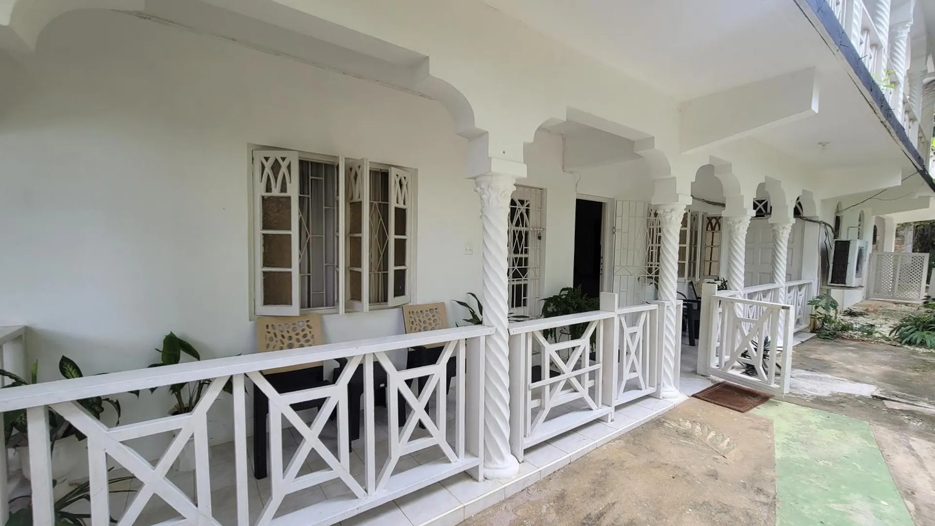 Marva'S Whitehouse By Tigress 1 Appartement Negril 0*,