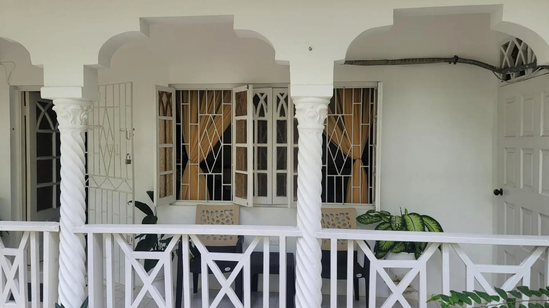 Marva'S Whitehouse By Tigress 1 Appartement Negril