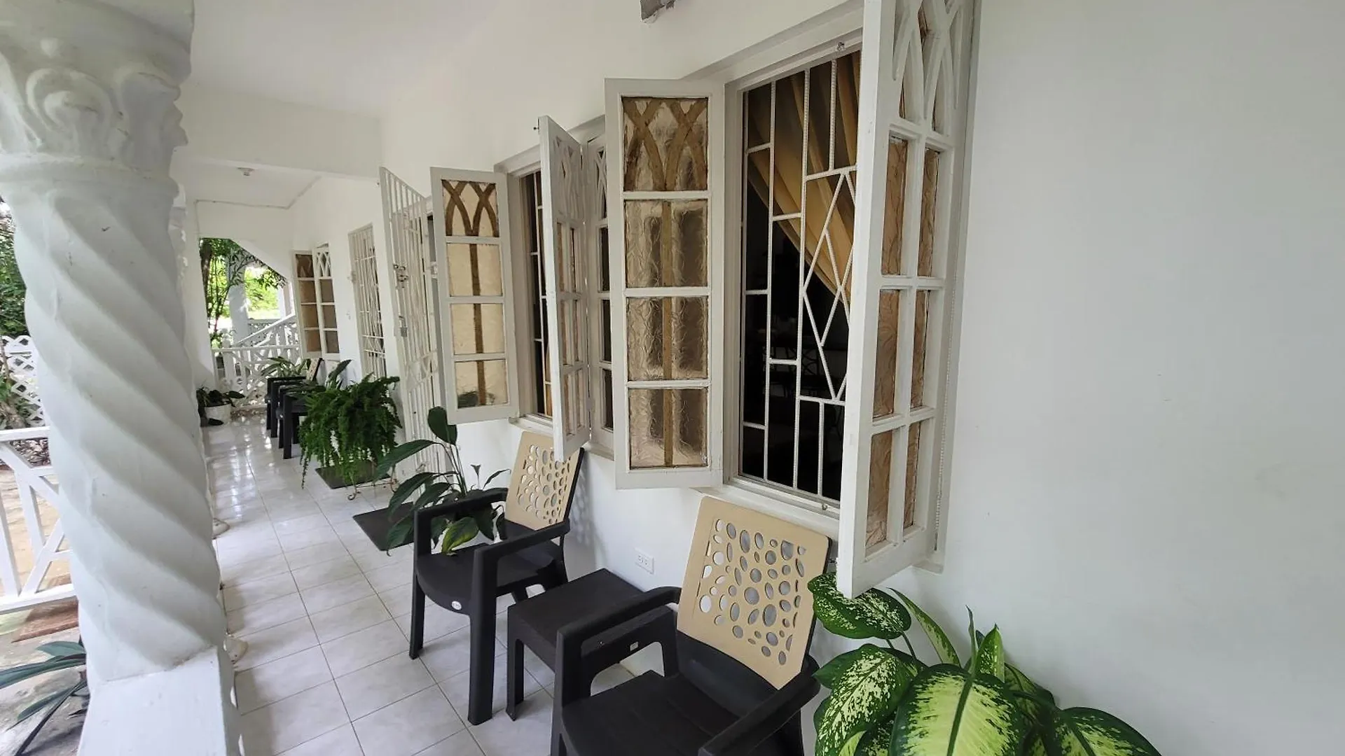 Marva'S Whitehouse By Tigress 1 Appartement Negril